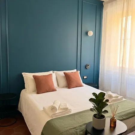 Salotto18 بيت ضيافة 4*